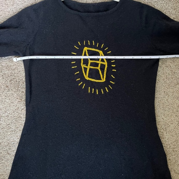 Black Cashmere Hand-Embroidered Sweater - Picture 4 of 4